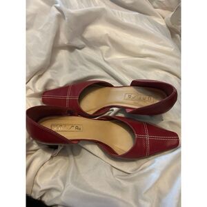 Vintage 90s era UNISA red heels 8.5B